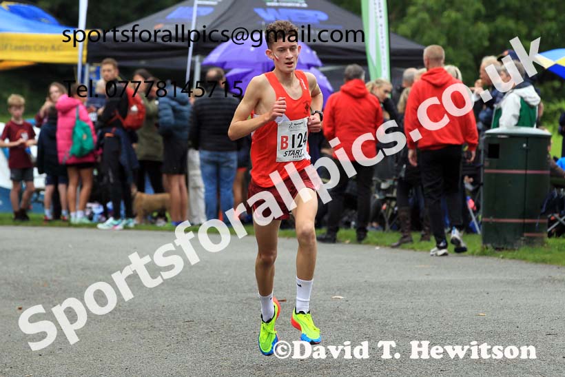 Boys under-15s 2023 Northern 6 and 4 Stage Relays and Youngsters, Birkenhead Park, Wirral.  Photo: David T. Hewitson/Sports for All Pics